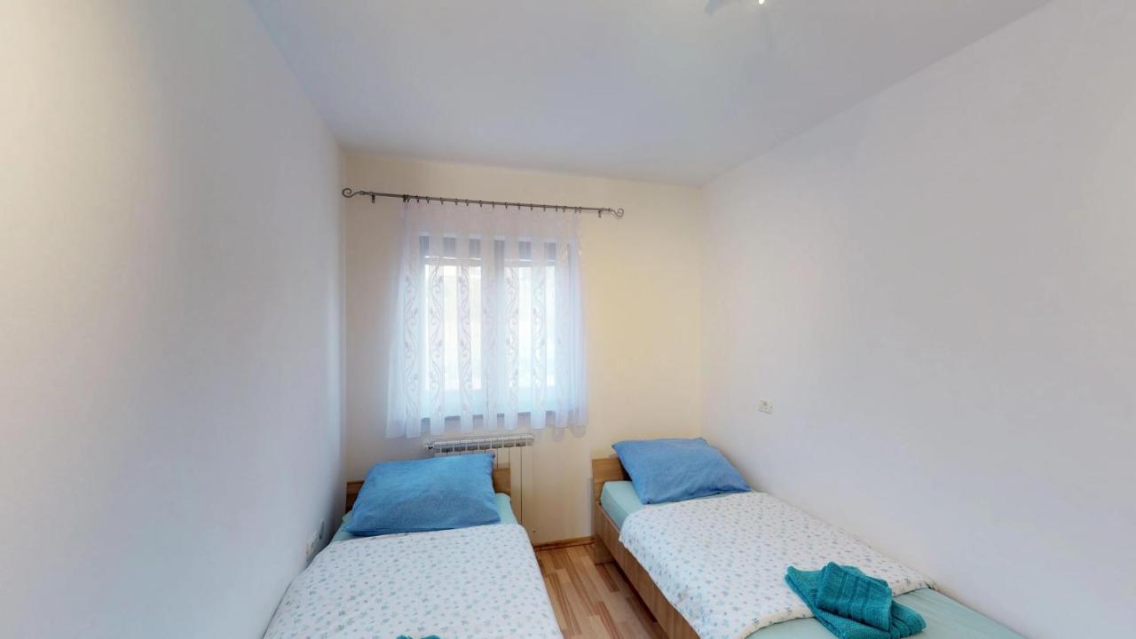 Apartments Goga ウマグ エクステリア 写真