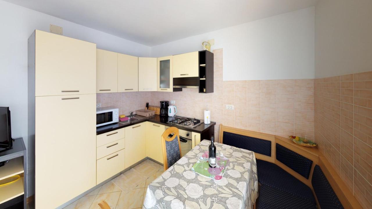 Apartments Goga ウマグ エクステリア 写真